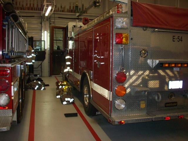 Engine 5-4 in Station 2